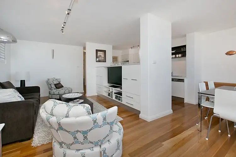 Sixth view of Homely unit listing, 4/33 Soldiers Point Road, Soldiers Point NSW 2317