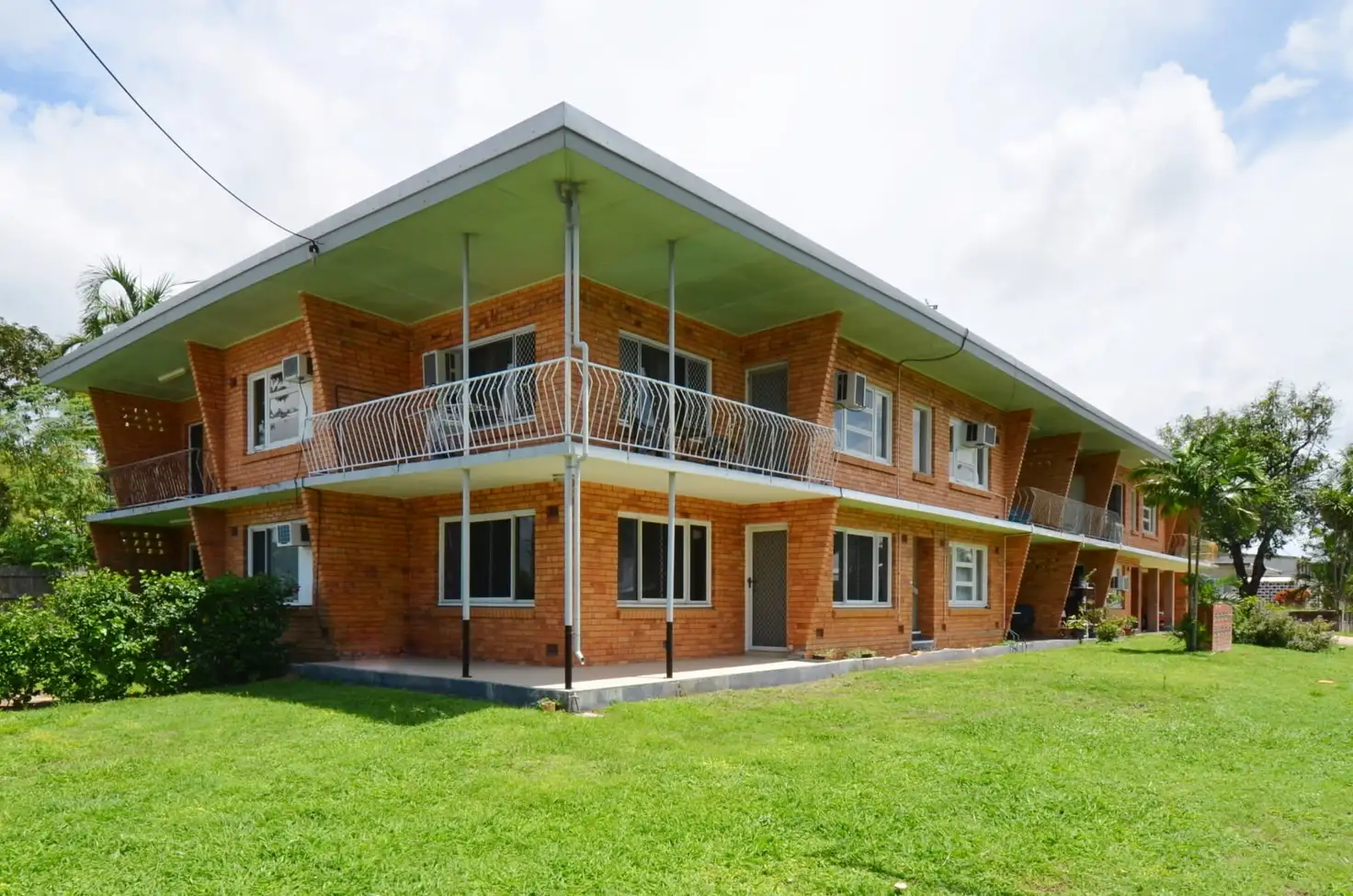 Main view of Homely unit listing, 10/2 Healy Street, Mundingburra QLD 4812