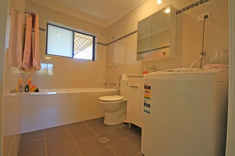 Sixth view of Homely villa listing, 11/25 Trafalgar Street, Glenfield NSW 2167