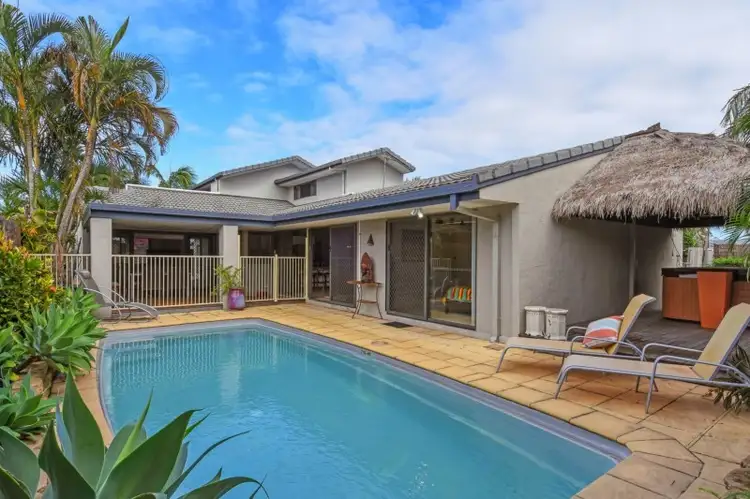 41 Allawah Street, Sorrento QLD 4217