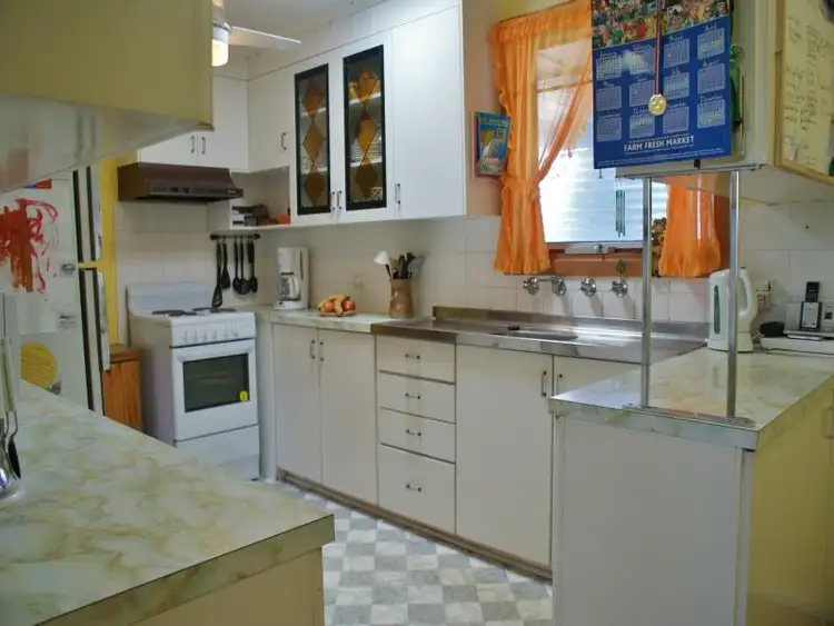 Fourth view of Homely house listing, 7 Neumann Avenue, Murray Bridge SA 5253