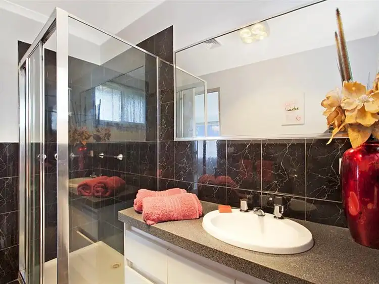 Seventh view of Homely house listing, 3 Cunningham Close, Aspendale Gardens VIC 3195