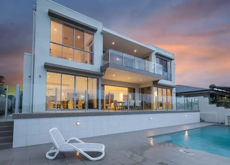 149 Campbell Street, Sorrento QLD 4217