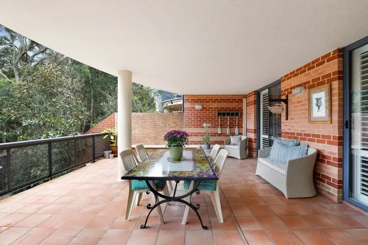 2/21-23 Goodchap Road, Chatswood NSW 2067