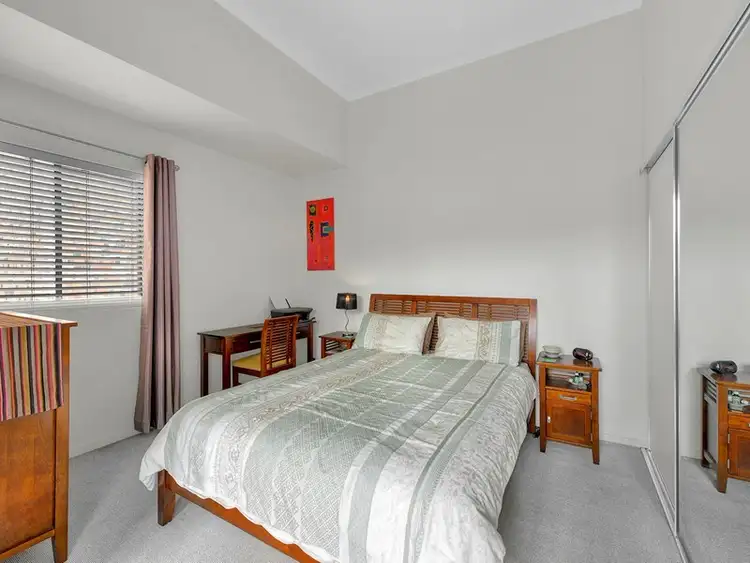Fifth view of Homely apartment listing, 203/98 Bowen Street, Spring Hill QLD 4000