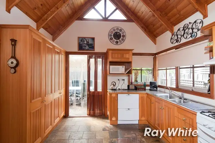 Seventh view of Homely house listing, 6 Farrell Street, Frankston VIC 3199