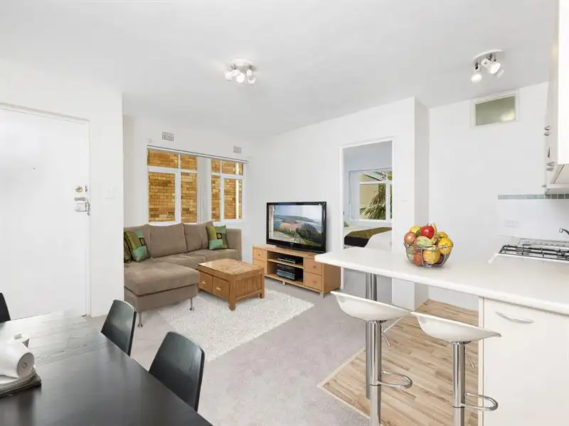 Main view of Homely unit listing, 3/15 Kooloora Avenue, Freshwater NSW 2096