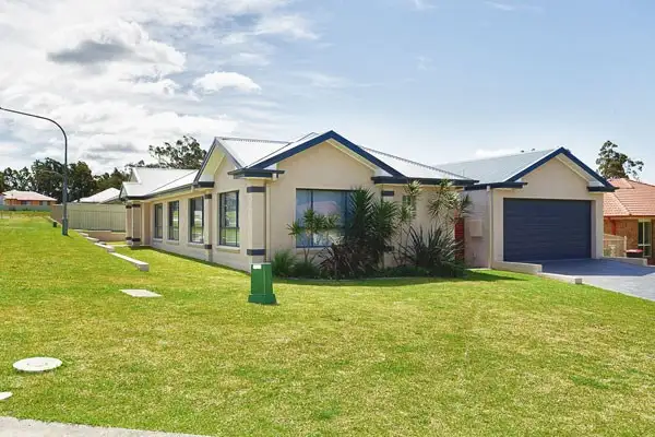 2 The Lane, St Georges Basin NSW 2540
