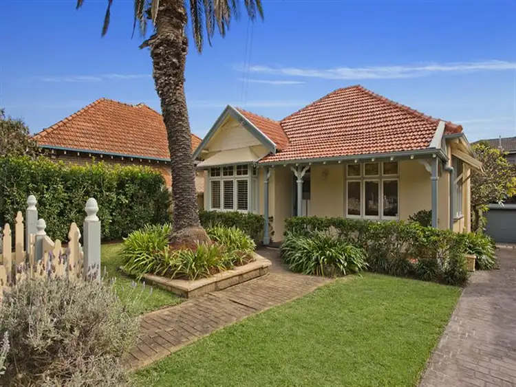 4 Reynolds Street, Cremorne NSW 2090