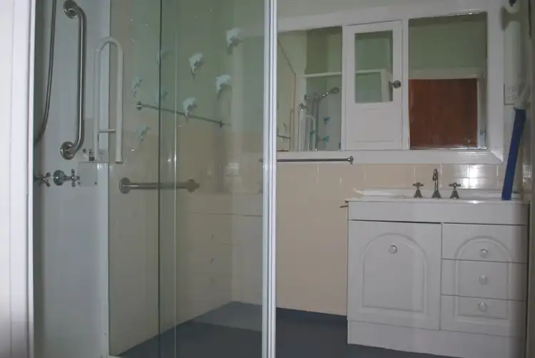 Third view of Homely house listing, 2 Geoffrey Street, Myrtleford VIC 3737