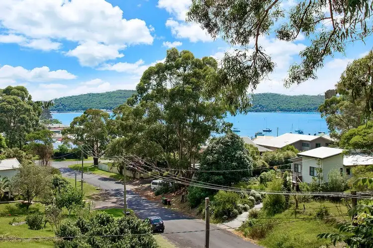 27 High View Road, Pretty Beach NSW 2257