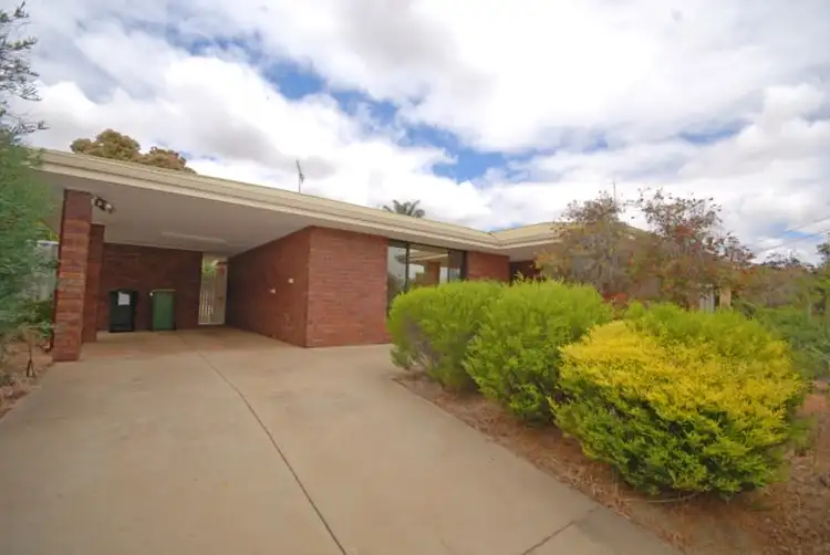 15 Hough Street, Narrogin WA 6312