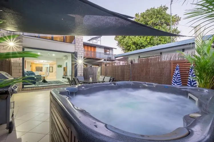 1/138 Sunshine Parade, Miami QLD 4220