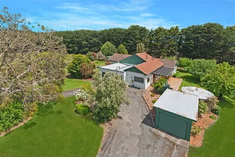 Main view of Homely house listing, 39 Philmore Road, Bushfield VIC 3281