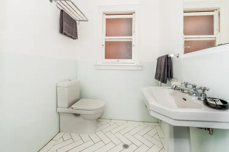 Seventh view of Homely apartment listing, 13/8 Onslow Avenue, Elizabeth Bay NSW 2011