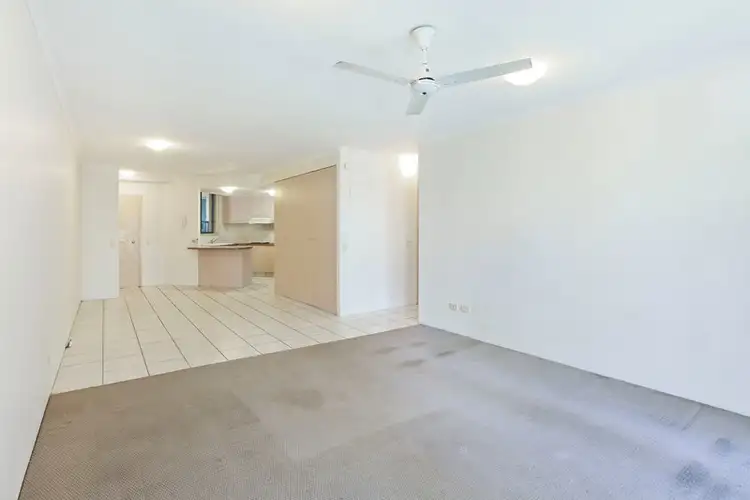 Sixth view of Homely apartment listing, 3/124 Queen Street, Southport QLD 4215
