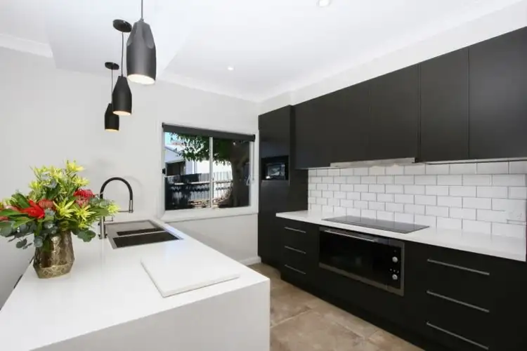 10 Salford Street, Goulburn NSW 2580