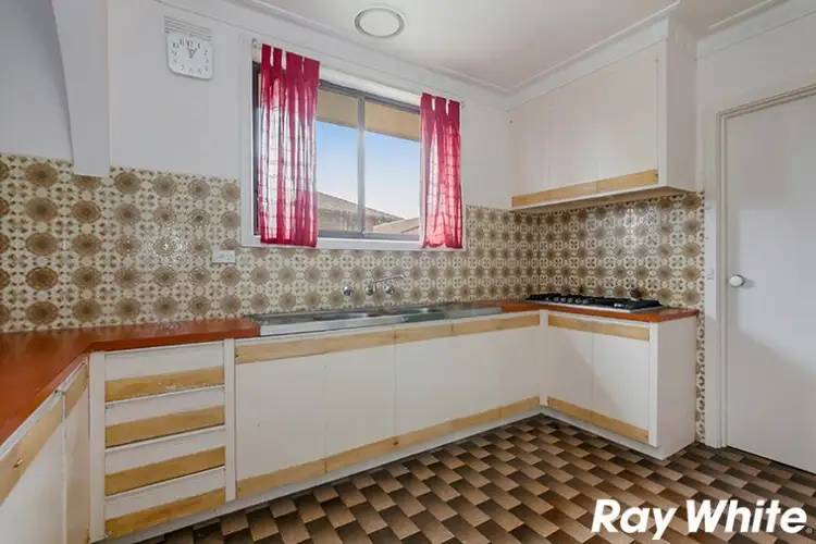 Second view of Homely house listing, 6 Tahara Court, Thomastown VIC 3074
