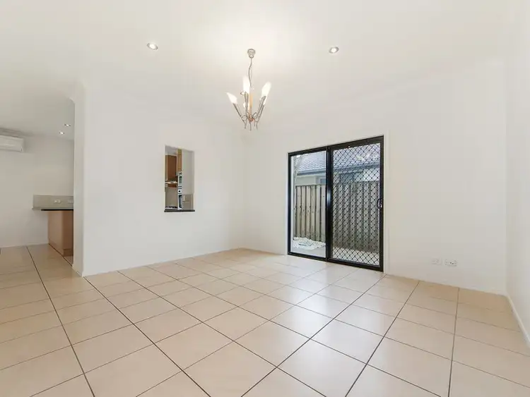 Seventh view of Homely house listing, 8 Ontario Court, Oxenford QLD 4210