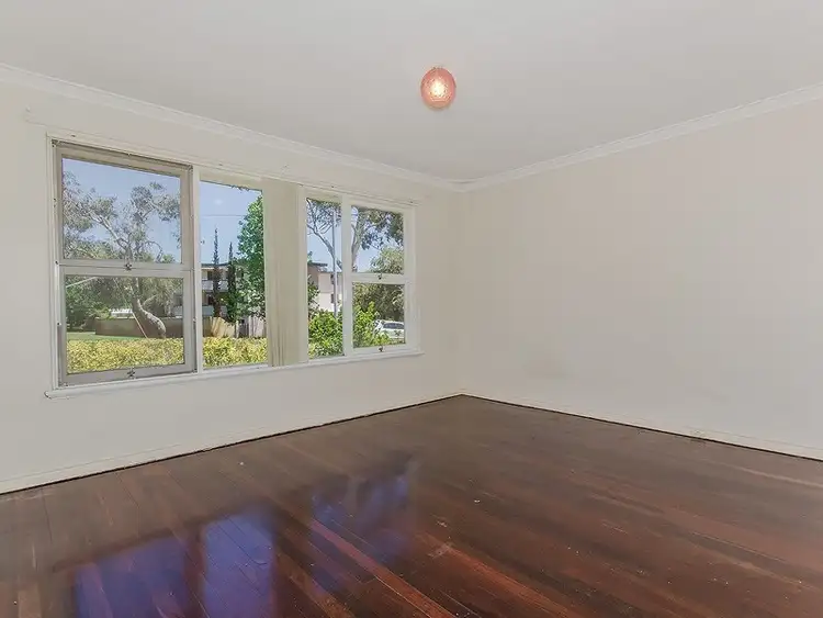 Seventh view of Homely house listing, 9 Milton Place, Orelia WA 6167