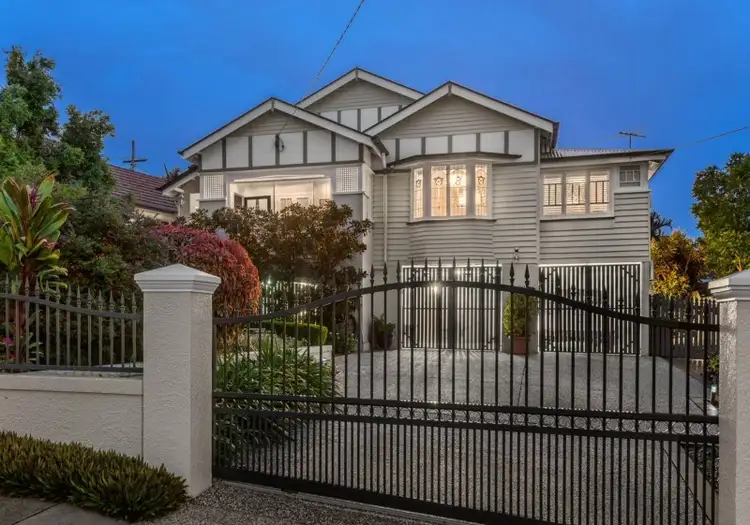 83 Shakespeare Street, Coorparoo QLD 4151