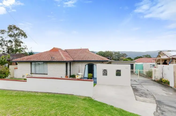 30 Kent Road, Dapto NSW 2530