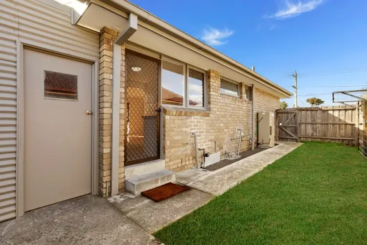 Fifth view of Homely unit listing, 1/1 Burns Avenue, Clayton South VIC 3169