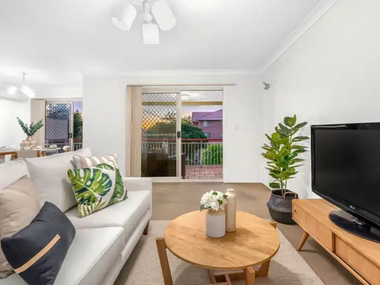 Fourth view of Homely unit listing, 2/30 Noela Street, Coorparoo QLD 4151