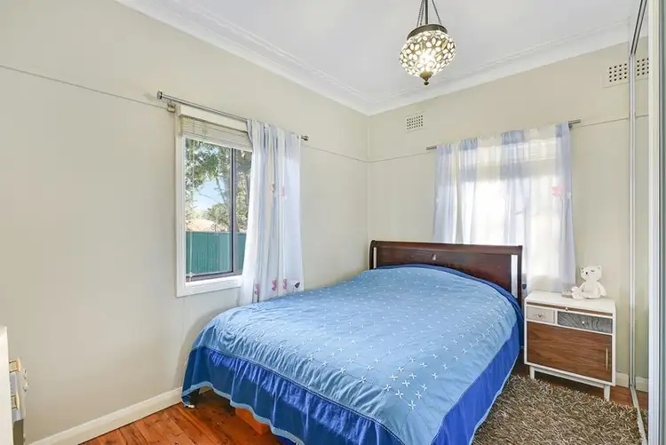 Sixth view of Homely house listing, 8 Sefton Road, Thornleigh NSW 2120