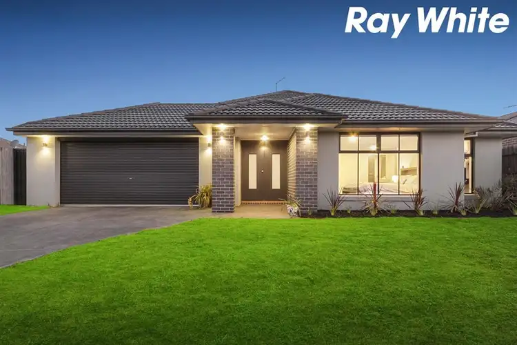 68 Storey Drive, Pakenham VIC 3810