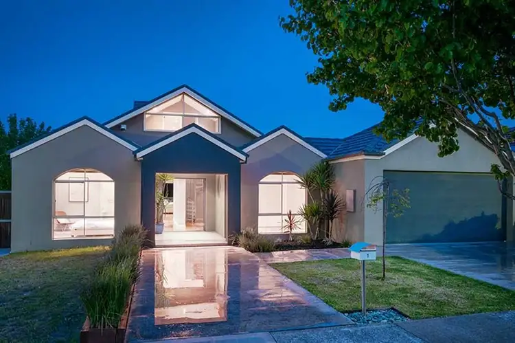 1 Brighton Place, Taylors Hill VIC 3037