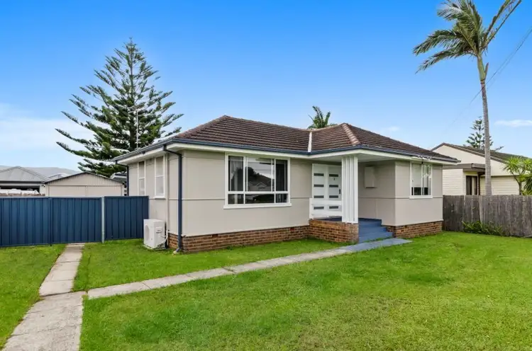 2 Lassiter Avenue, Woonona NSW 2517