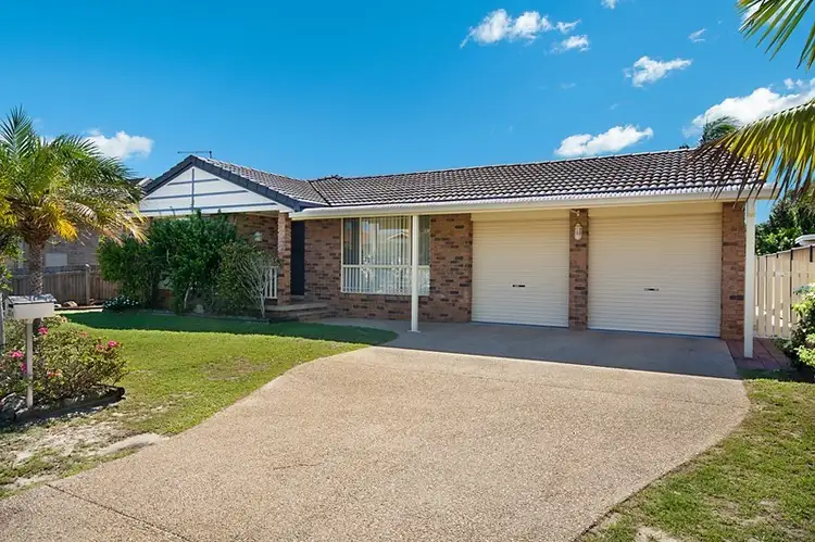 32 Melaleuca Drive, Yamba NSW 2464