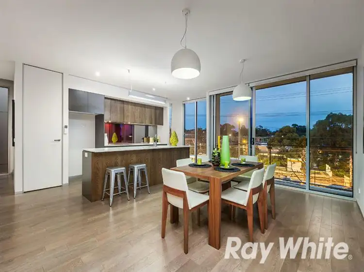 Fourth view of Homely townhouse listing, 9/15-17 Railway Road, Blackburn VIC 3130