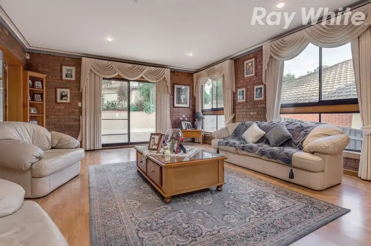 Second view of Homely house listing, 27 Highview Crescent, Macleod VIC 3085