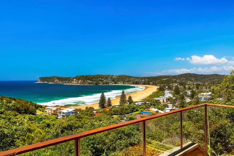 64 Tramway Road, North Avoca NSW 2260