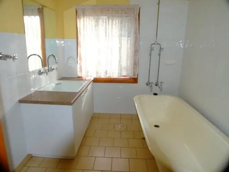 Sixth view of Homely house listing, 154 Borella Road, Albury NSW 2640