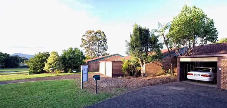 2/11 Purdie Crescent, Nowra NSW 2541