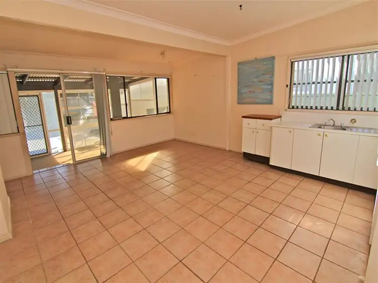 Fifth view of Homely house listing, 15 Paringa Avenue, Davistown NSW 2251