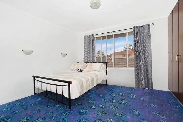 Fifth view of Homely unit listing, 6/43 'Chelsea Court' Chelsea Avenue, Broadbeach QLD 4218