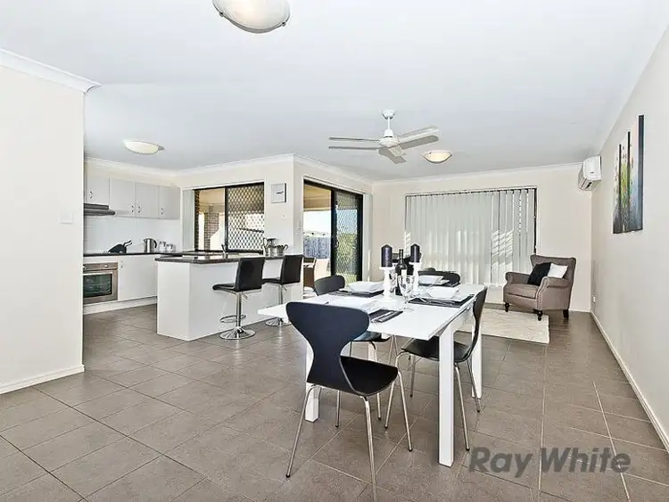 16 Tenzing Court, Warner QLD 4500