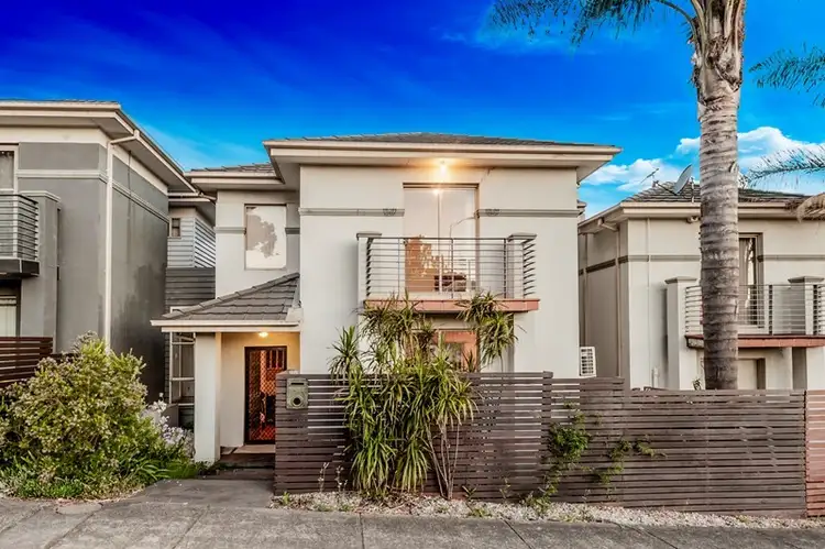 2/116 Summerhill Road, Reservoir VIC 3073
