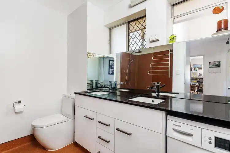 Fifth view of Homely unit listing, 2/58 Rialto Street, Coorparoo QLD 4151