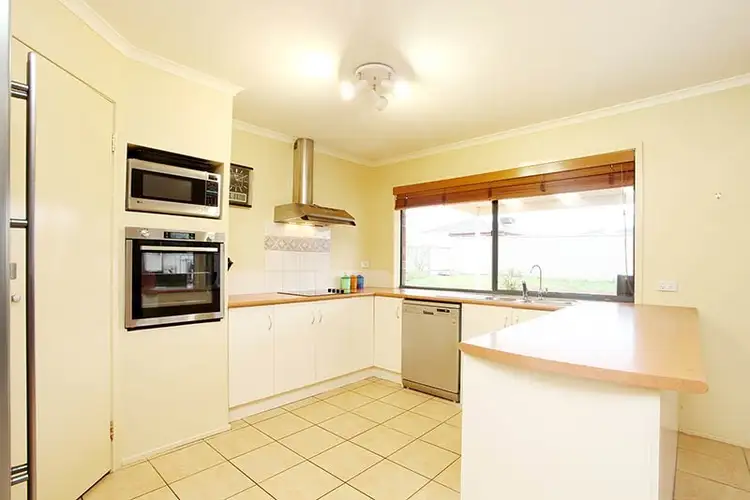 Second view of Homely house listing, 21 Yeovil Circuit, Craigmore SA 5114