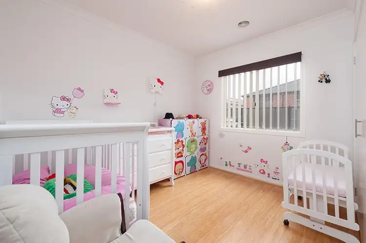 Fifth view of Homely house listing, 33 Woodford Street, Craigieburn VIC 3064