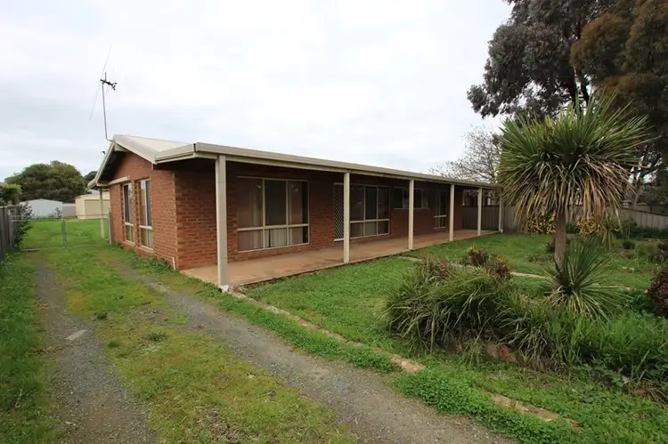 19 High Street, Rochester VIC 3561