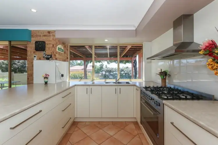 30 Drummond Crescent, Duncraig WA 6023