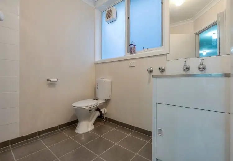 Seventh view of Homely unit listing, 2/71 Pine Street, Reservoir VIC 3073