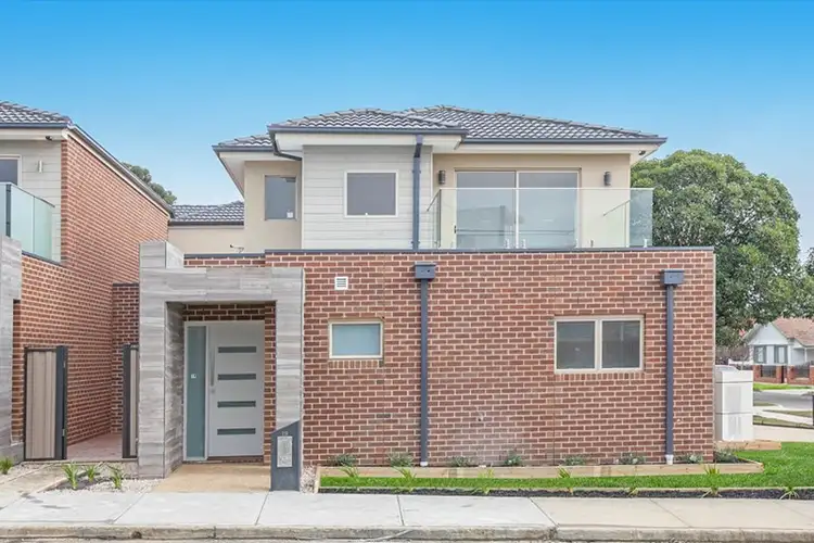 Main view of Homely townhouse listing, 19 Donald Street, Preston VIC 3072