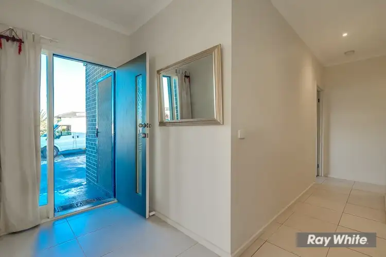 Fifth view of Homely unit listing, 1/8 CRAIG Close, Truganina VIC 3029